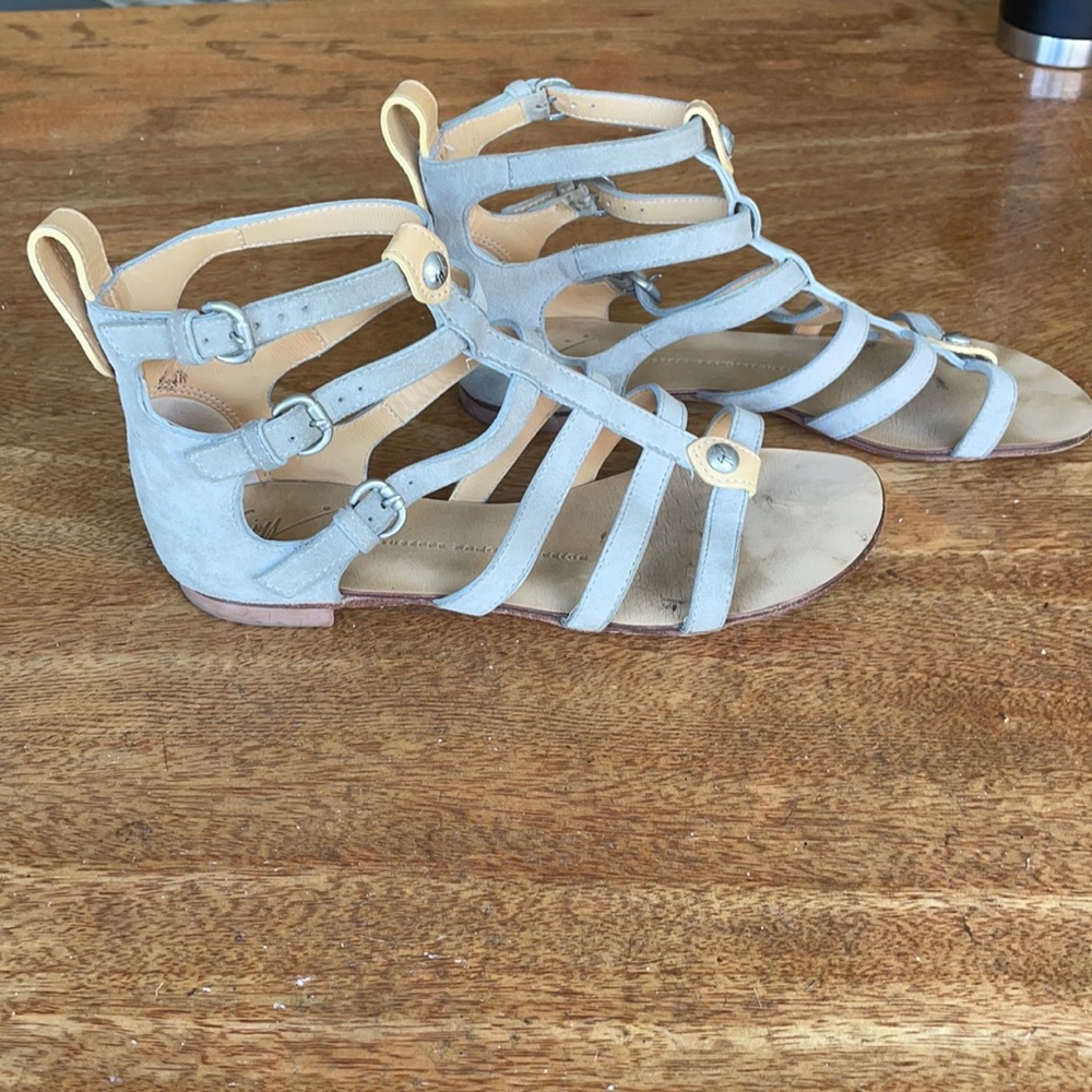 Giuseppe Zanotti grey suede gladiator sandals